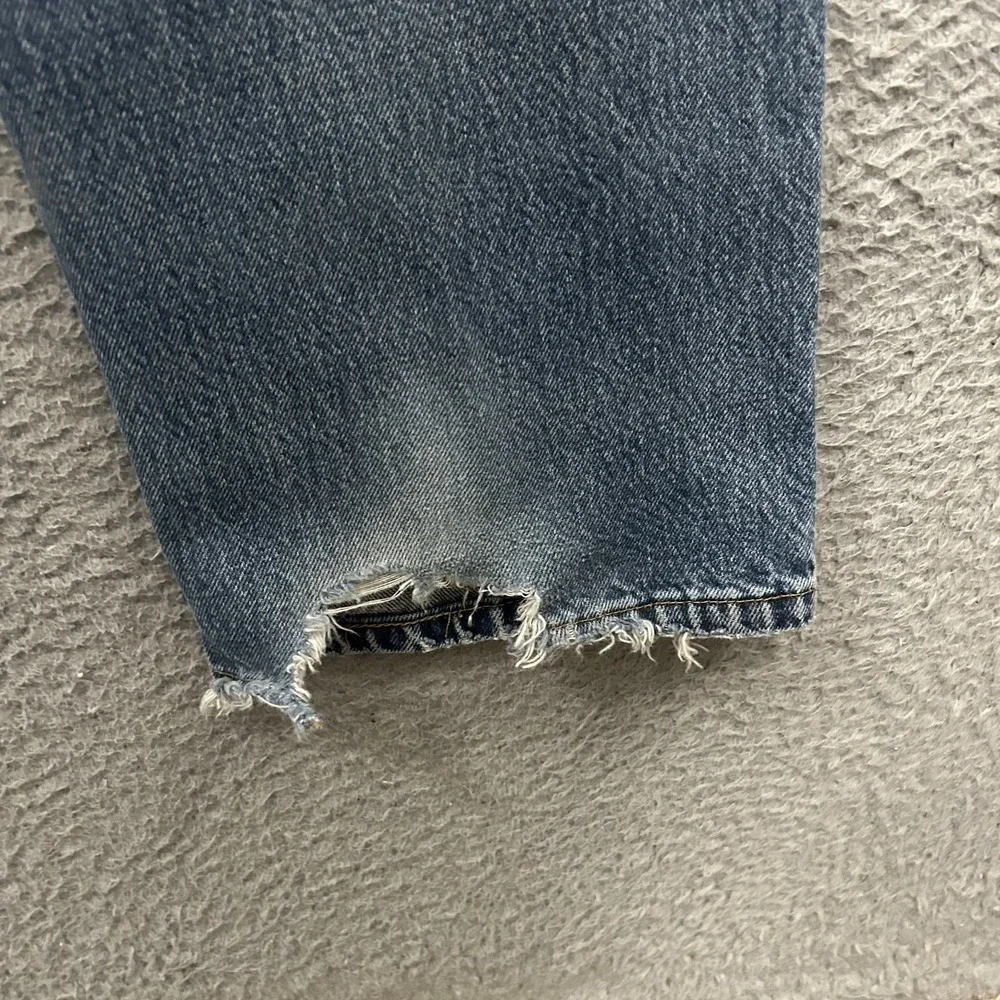 Vintage Levis Jeans Mens 36x34 Blue Denim 505 Straight Leg Light Wash 90s Adult